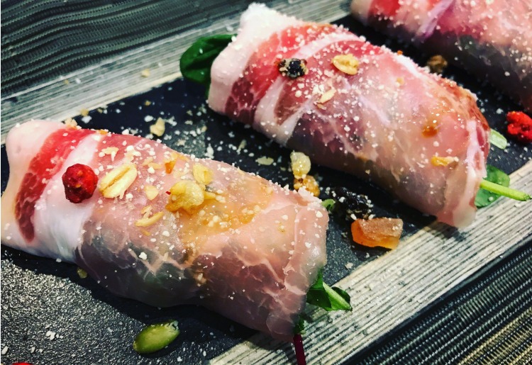 地元の素材を活かした料理